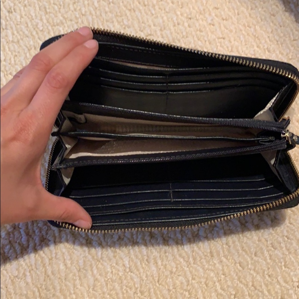 Kate Spade Wallet - Picture 3 of 4